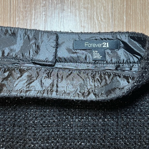 Tweeted Black Mini Skirt Size Small - Picture 4 of 9